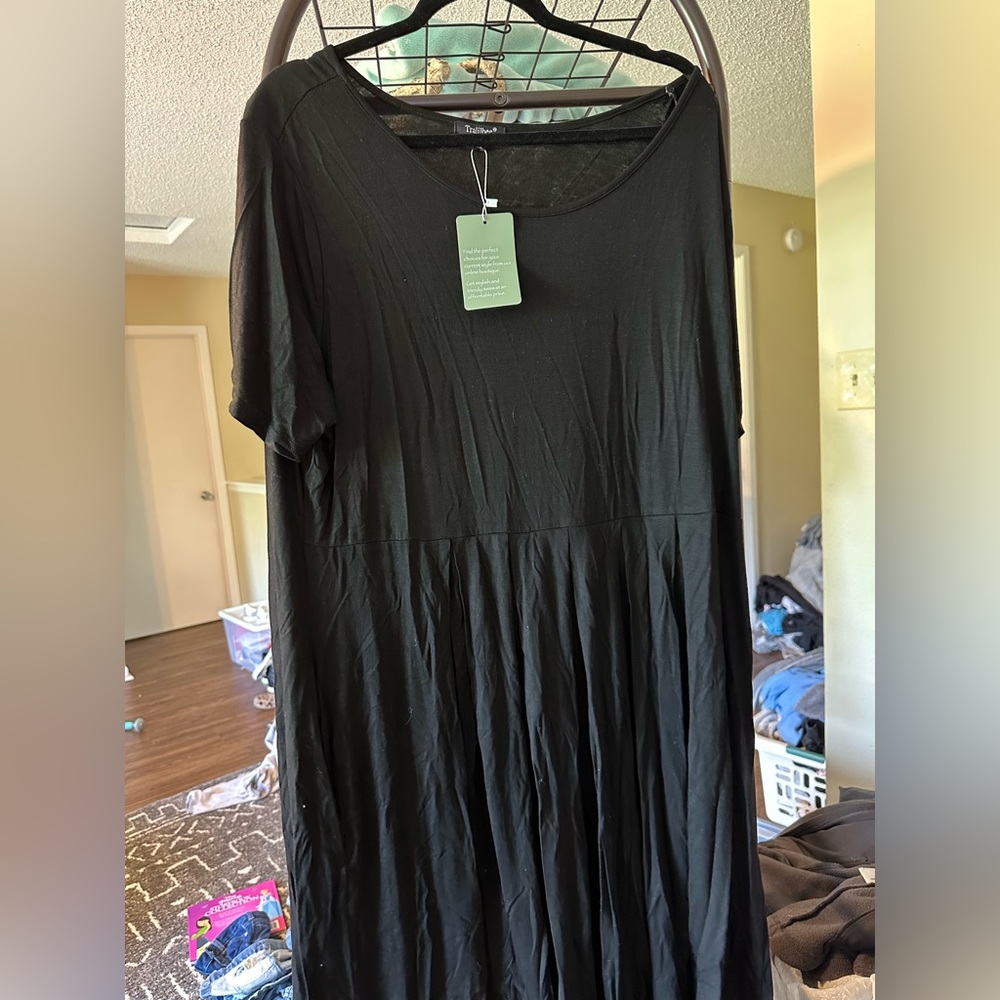 Black comfy dress